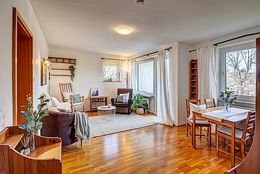 Forstenried: Gemütliche 3-Zimmer Wohnung mit Südloggia