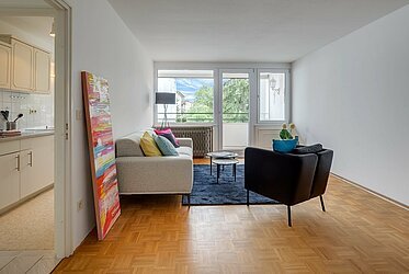 Berg am Laim: 2-Zimmer Wohnung mit sonnigem Balkon